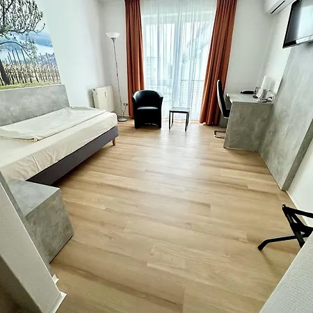 Отель Asgard Вормс