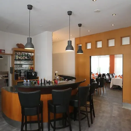 阿斯伽德酒店 3*